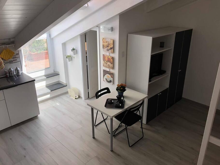The Sweet Attic Room - De Vivo Realty Meta Di Sorrento Ngoại thất bức ảnh
